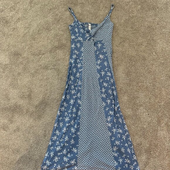 Blue Summer Maxi Dress - Picture 1 of 4